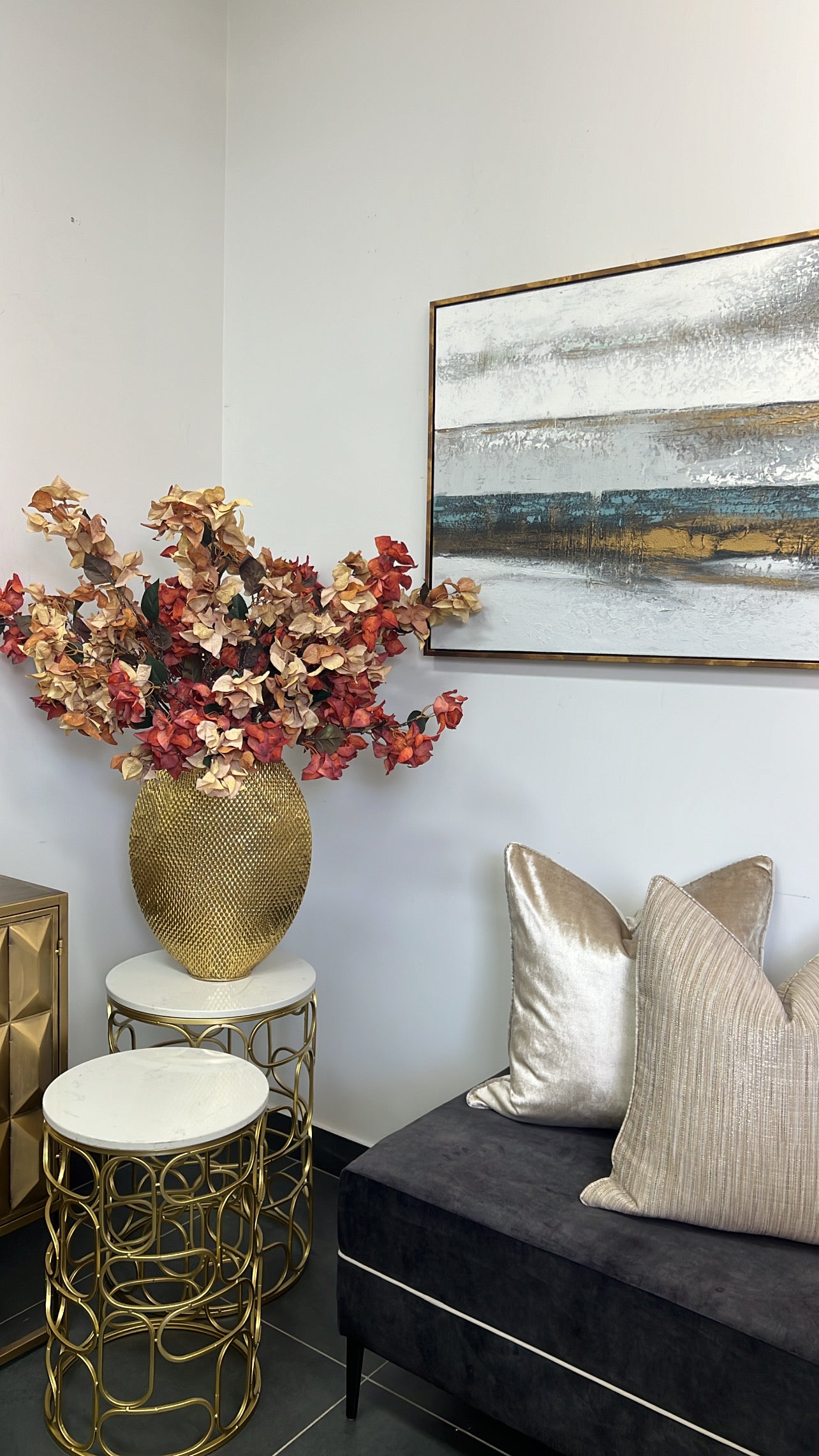 Goldeneye vase with stems - Luscious Homewares