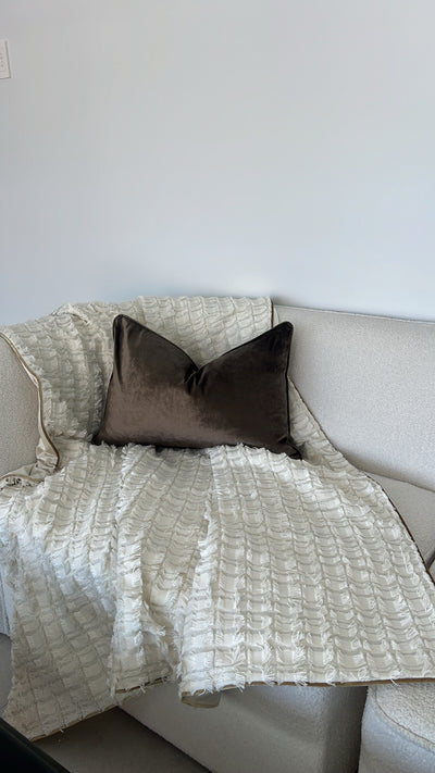 Dante ivory throw 140x220cm - Luscious Homewares