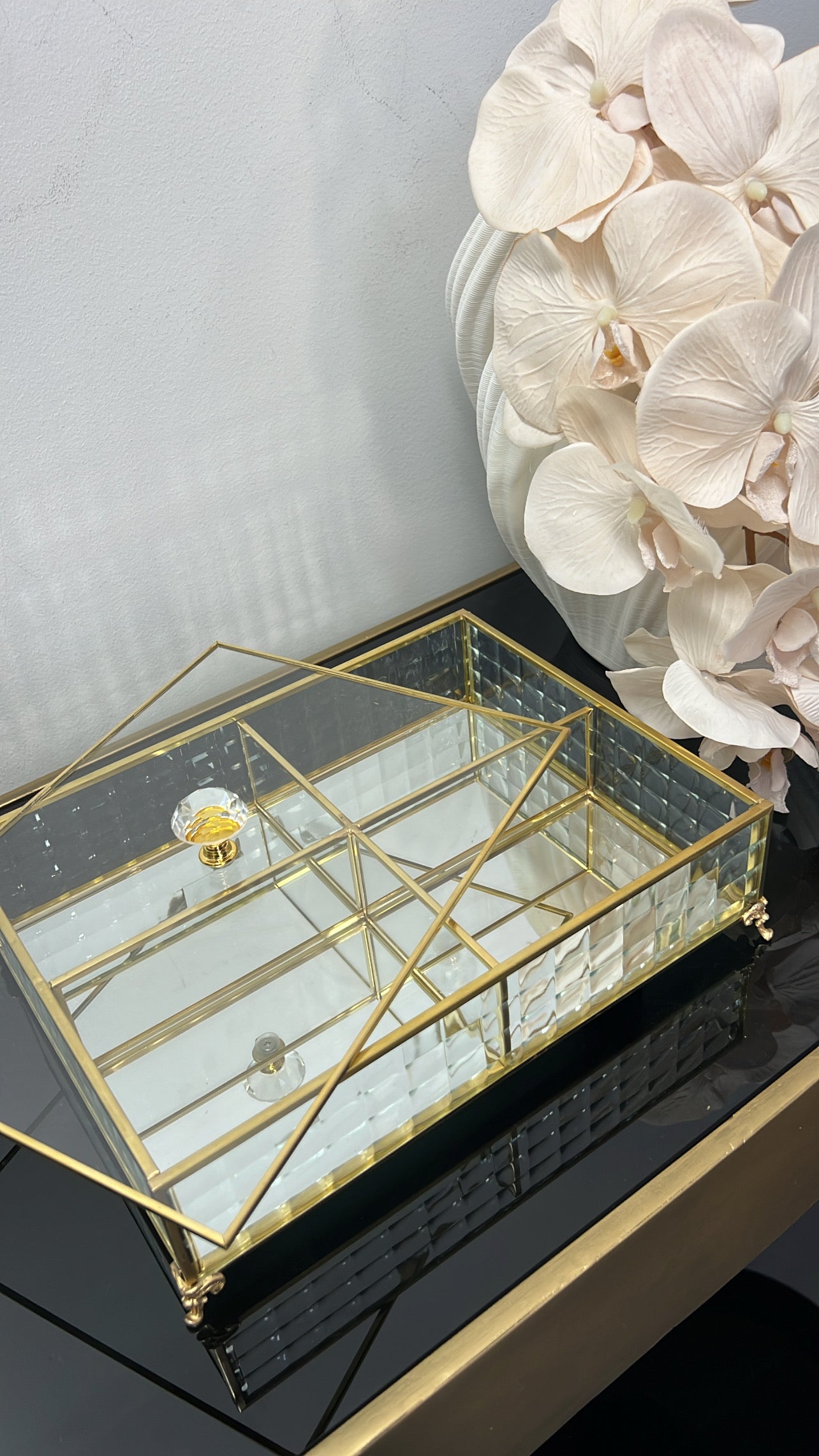 Porcha gold compartment box / serving - Luscious Homewares