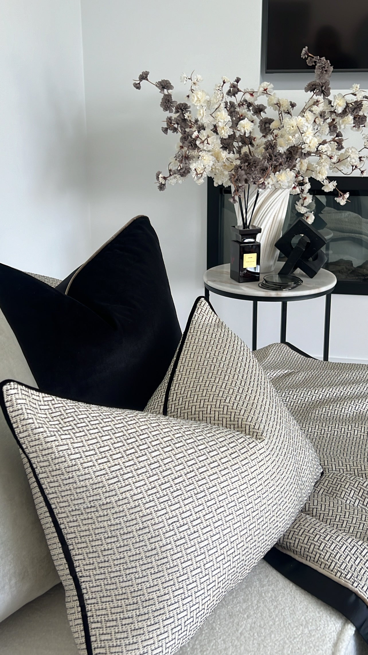 Venice tall ceramic vase - Luscious Homewares