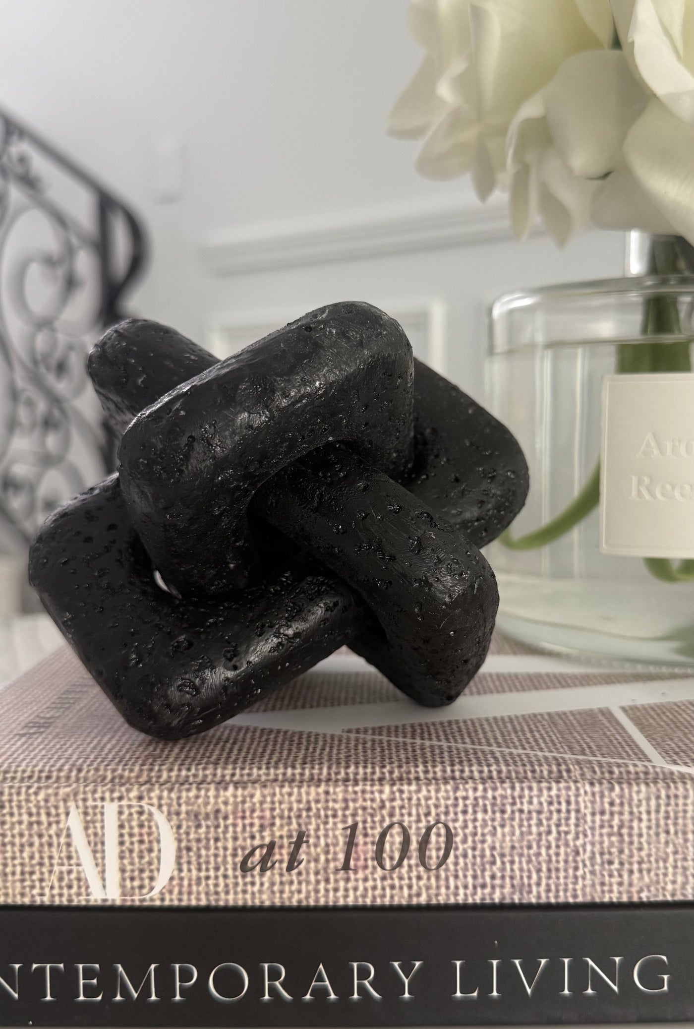 Black granite knot Resin - Luscious Homewares
