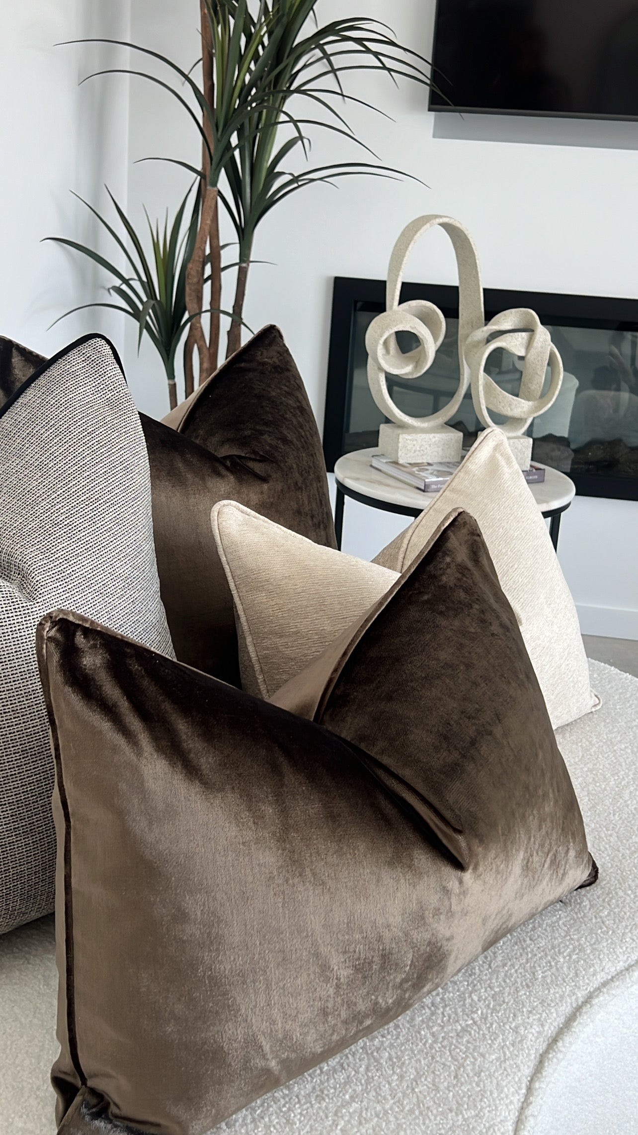 Sand stone sculpture - Luscious Homewares