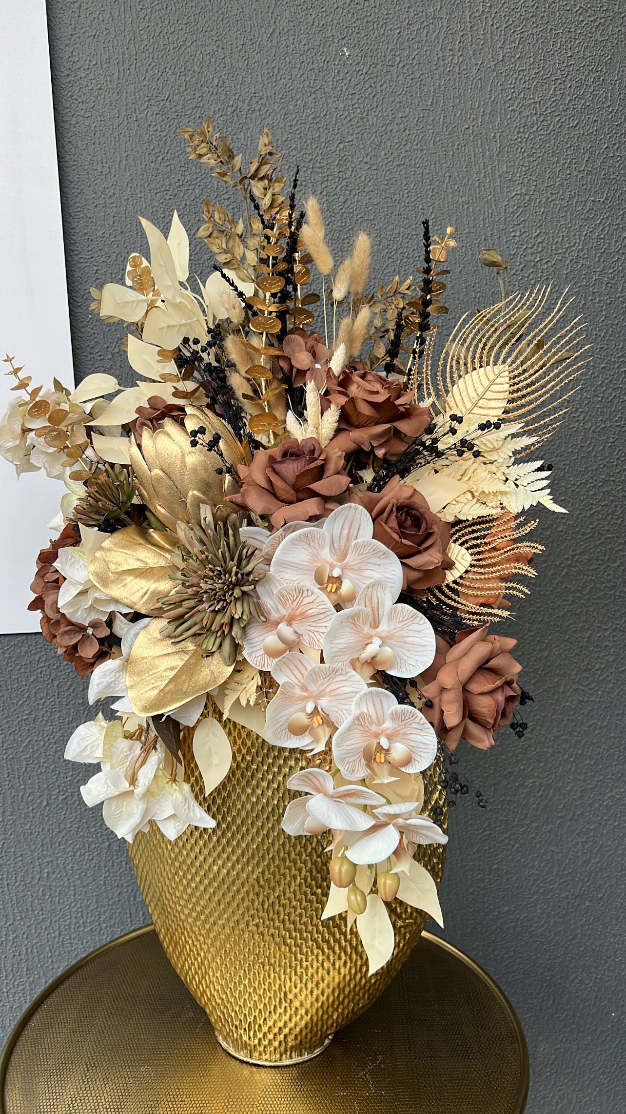 Lamya floral arrangement - Luscious Homewares