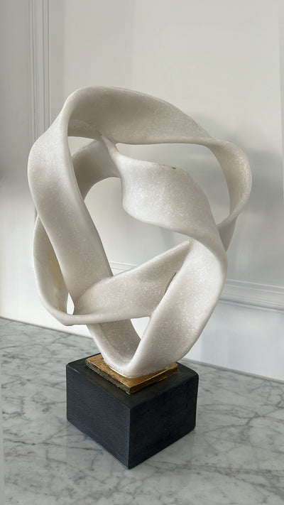 Intertwine resin Quartz sculpture stand - Luscious Homewares