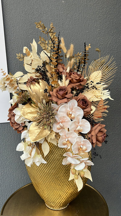 Lamya floral arrangement - Luscious Homewares