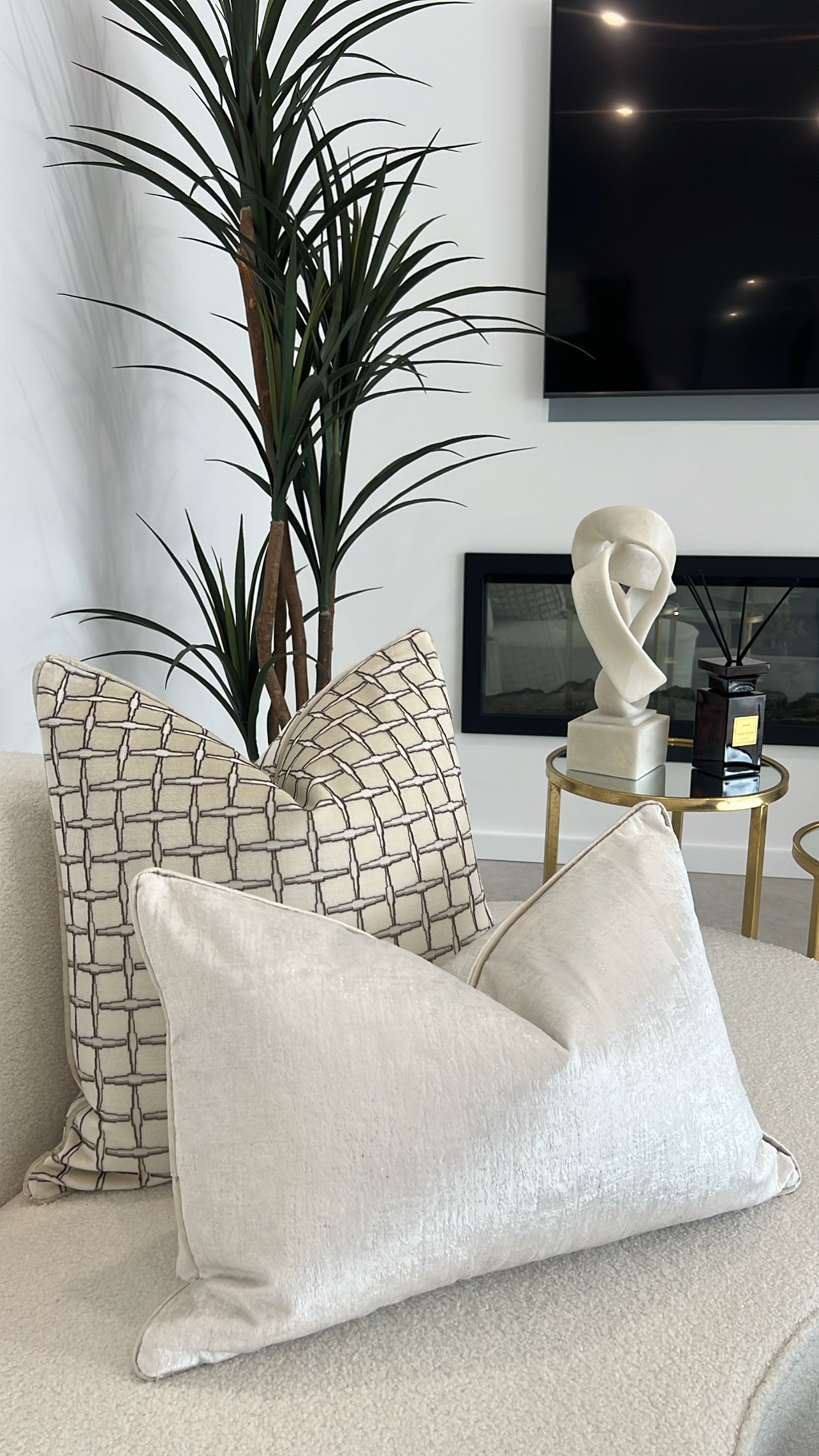 Delanie pearl cushion - Luscious Homewares