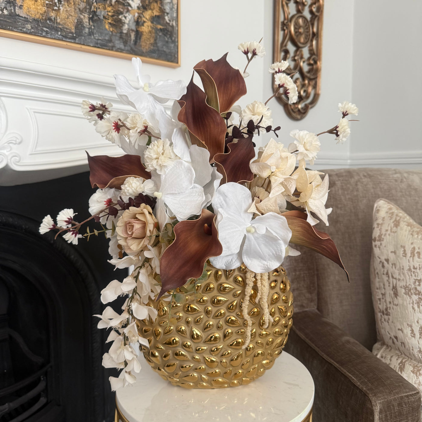Tulip bloom flower Arrangement