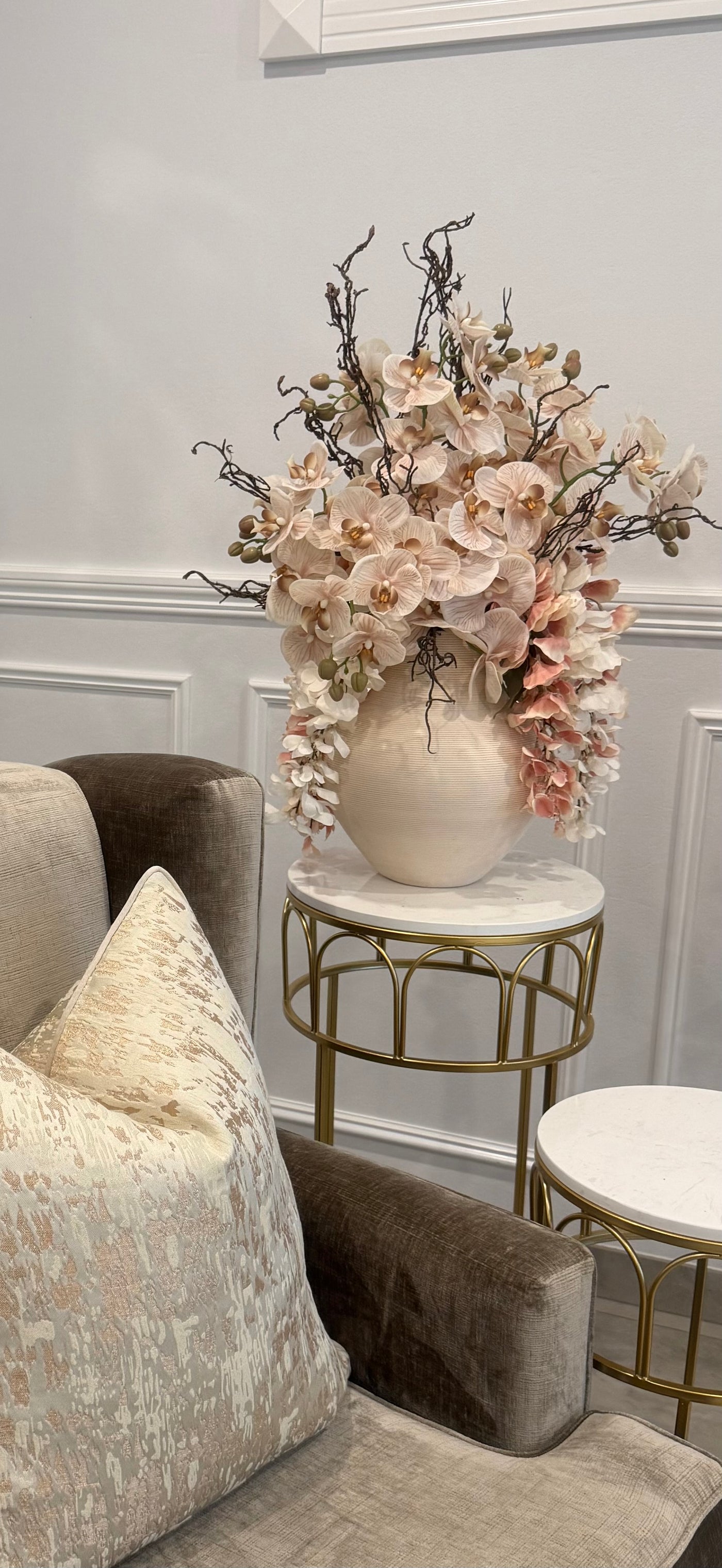 Selina blooms flower Arrangement - Luscious Homewares