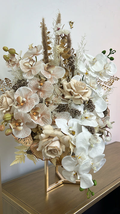 Dunya floral arrangement - Luscious Homewares