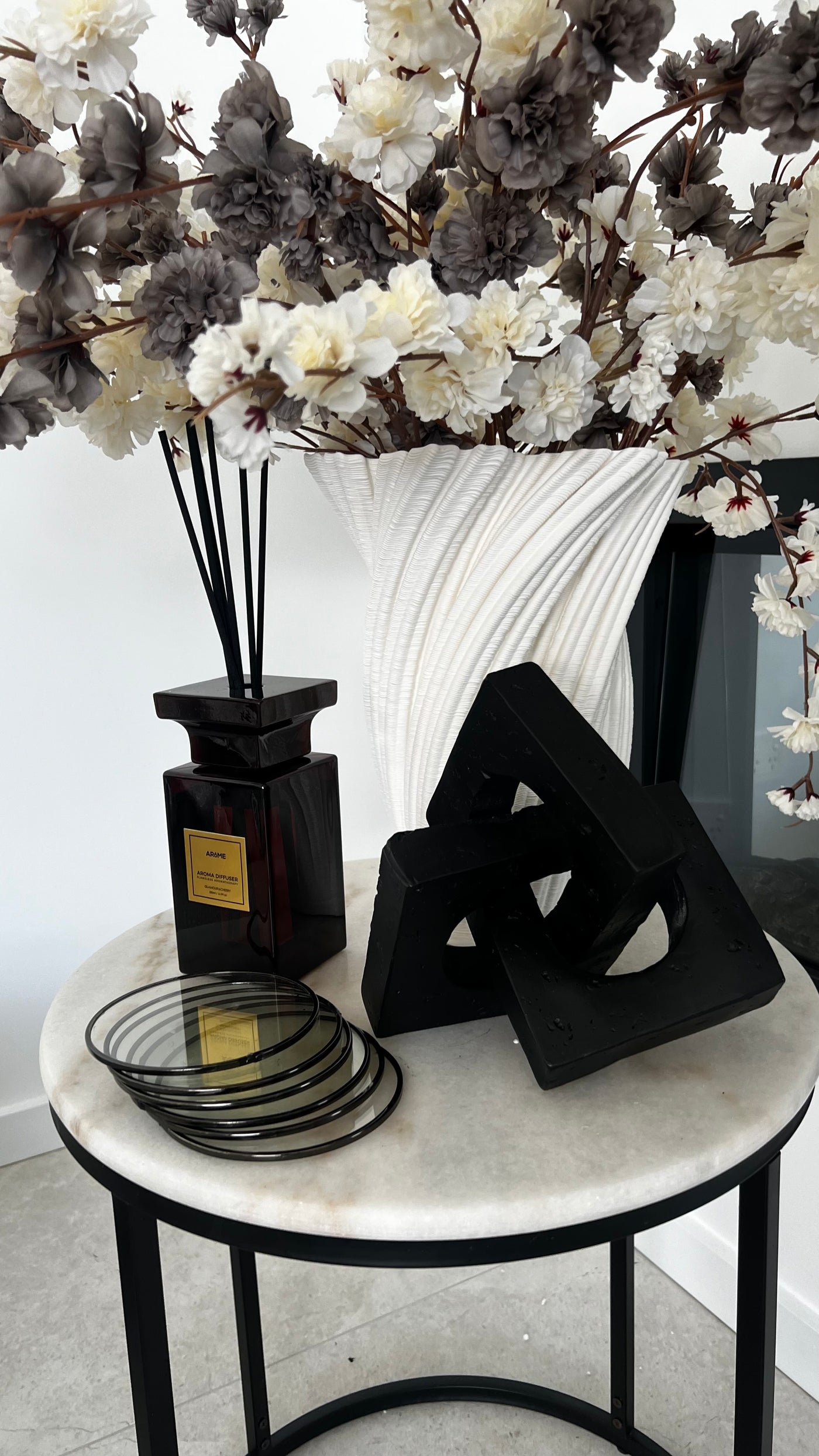 Links granite black resin - Luscious Homewares