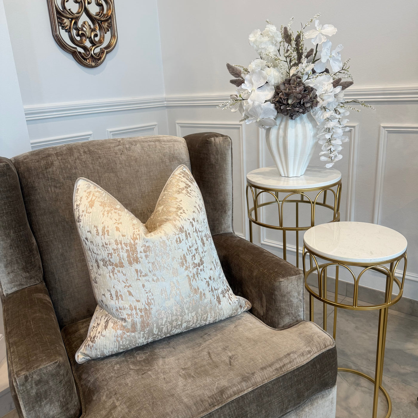 Vanilla white flower Arrangement - Luscious Homewares