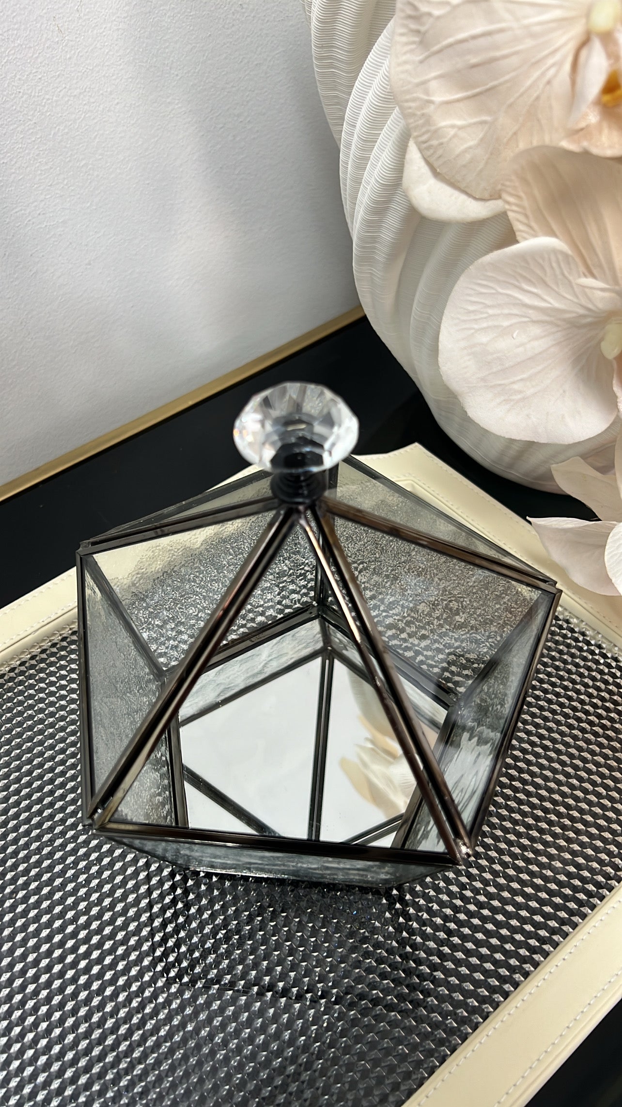Naya black box / serving - Luscious Homewares