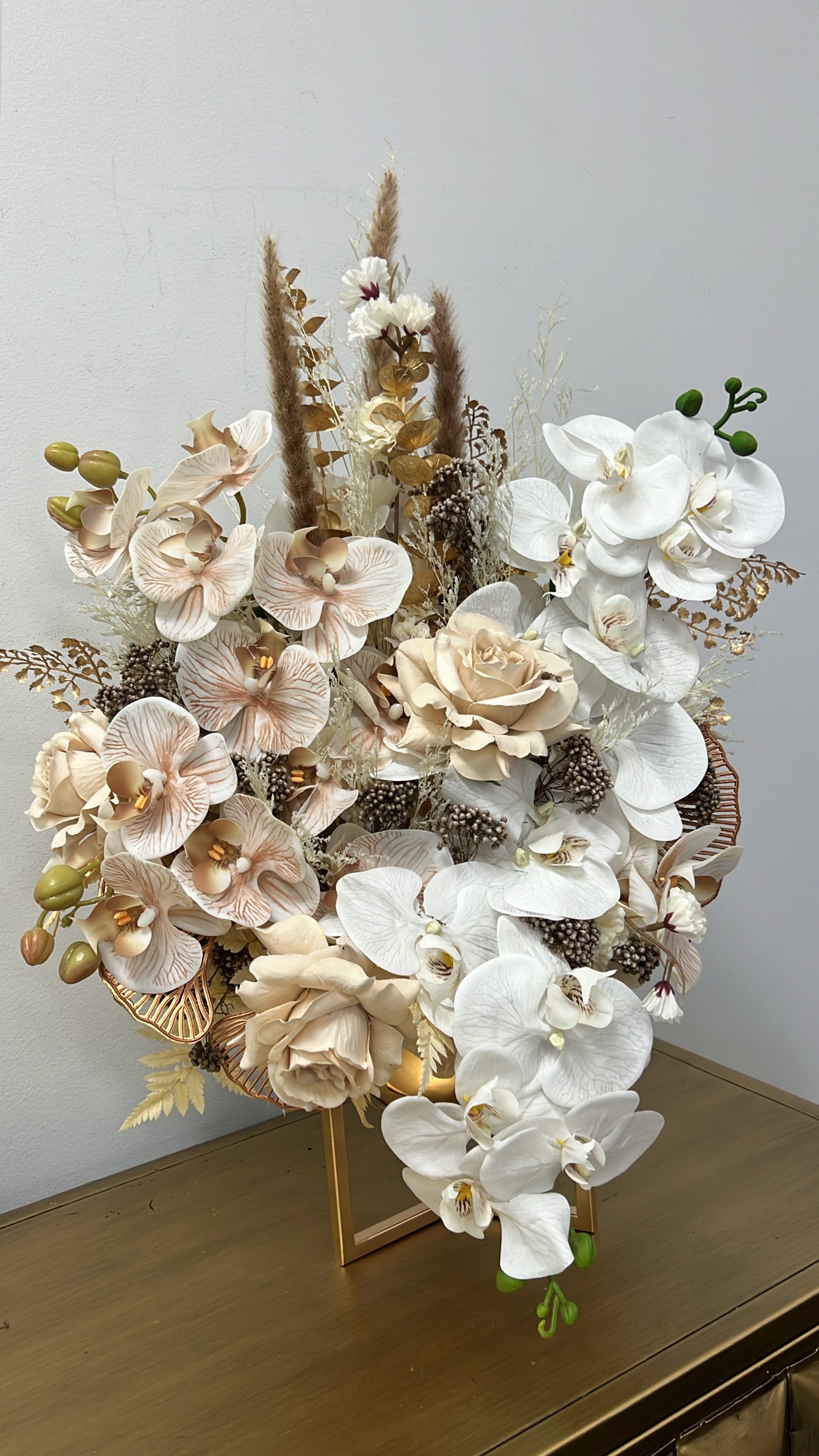 Dunya floral arrangement - Luscious Homewares