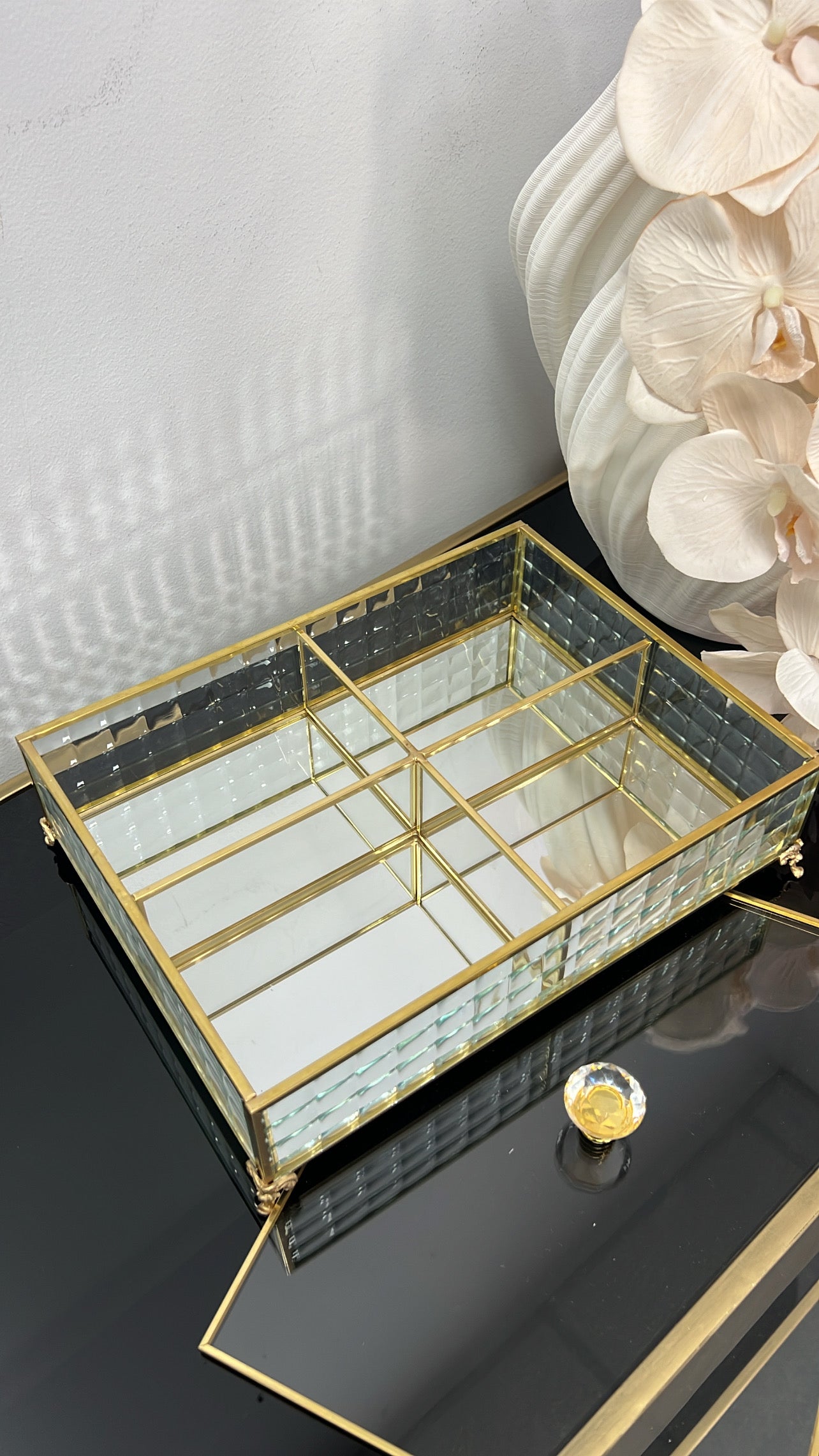 Porcha gold compartment box / serving - Luscious Homewares