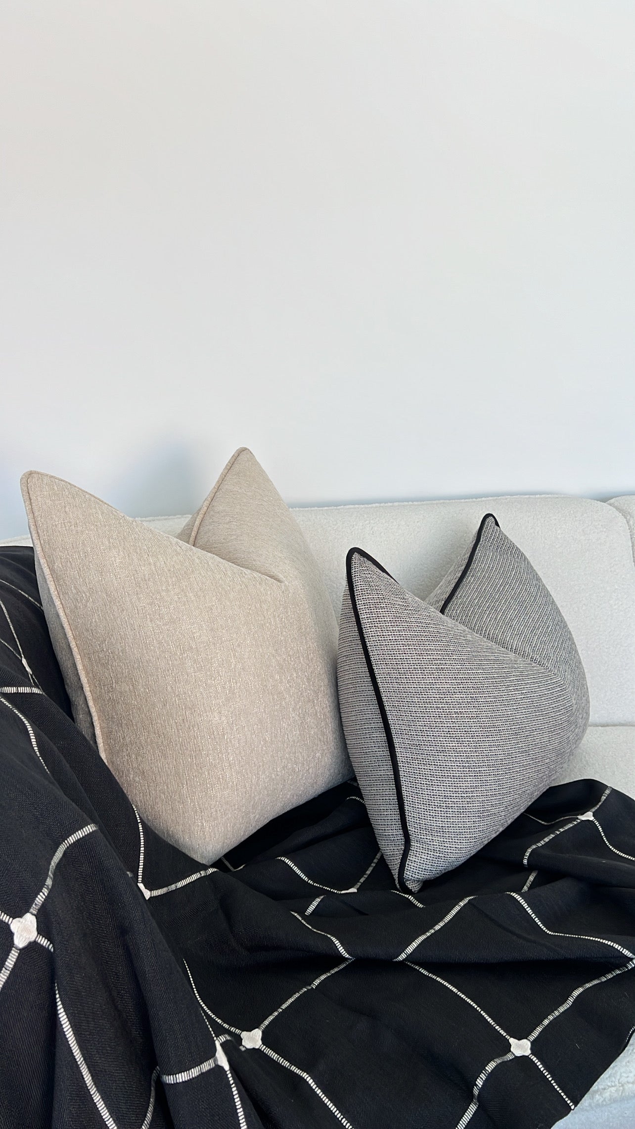 Carson Throw - Luscious Homewares
