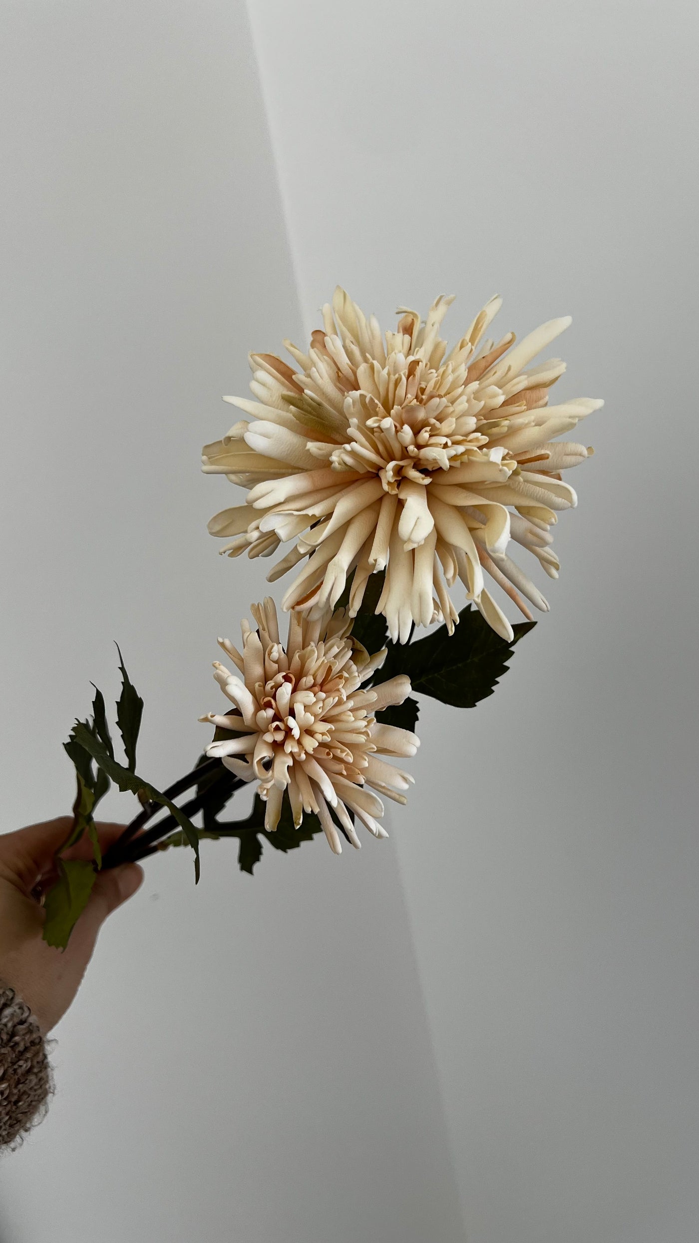 Dahlia artificial bloom stem - Luscious Homewares