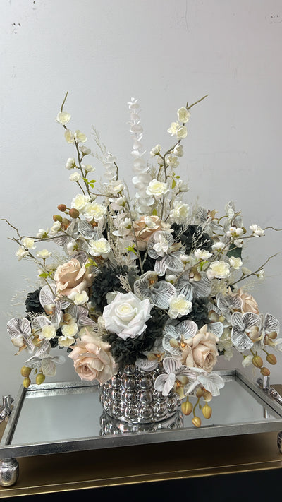 Enchanted floral arrangement - Luscious Homewares