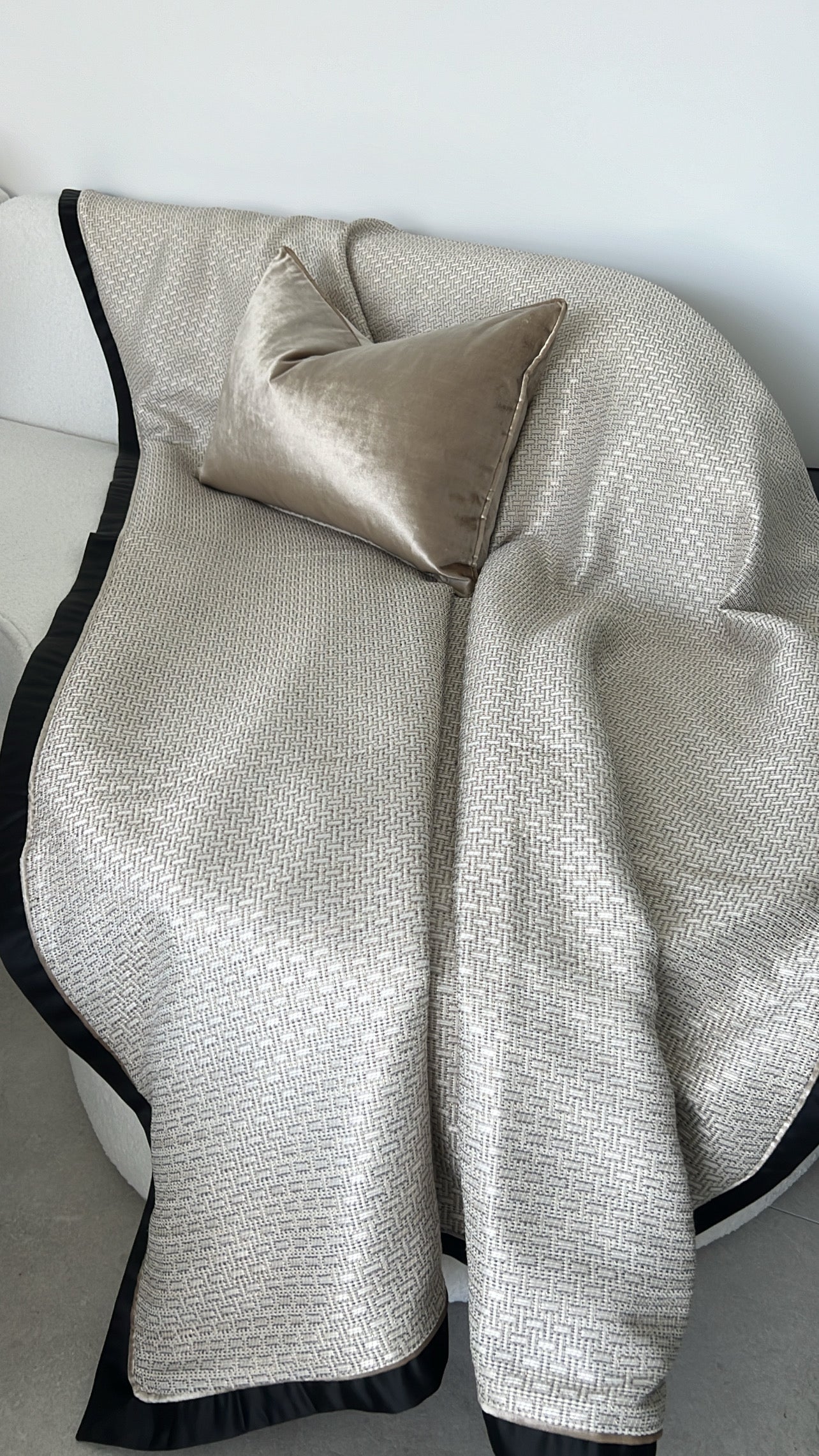 Zell champagne luxury throw 140x220cm - Luscious Homewares