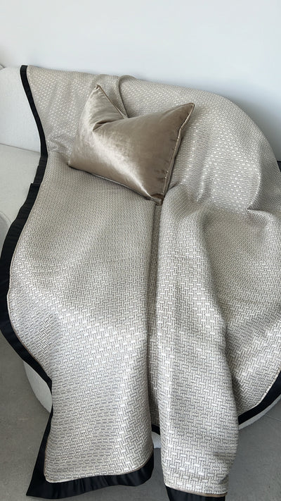 Zell champagne luxury throw 140x220cm - Luscious Homewares