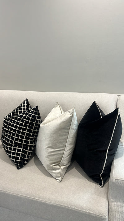 De-luxe powder velvet cushion - Luscious Homewares