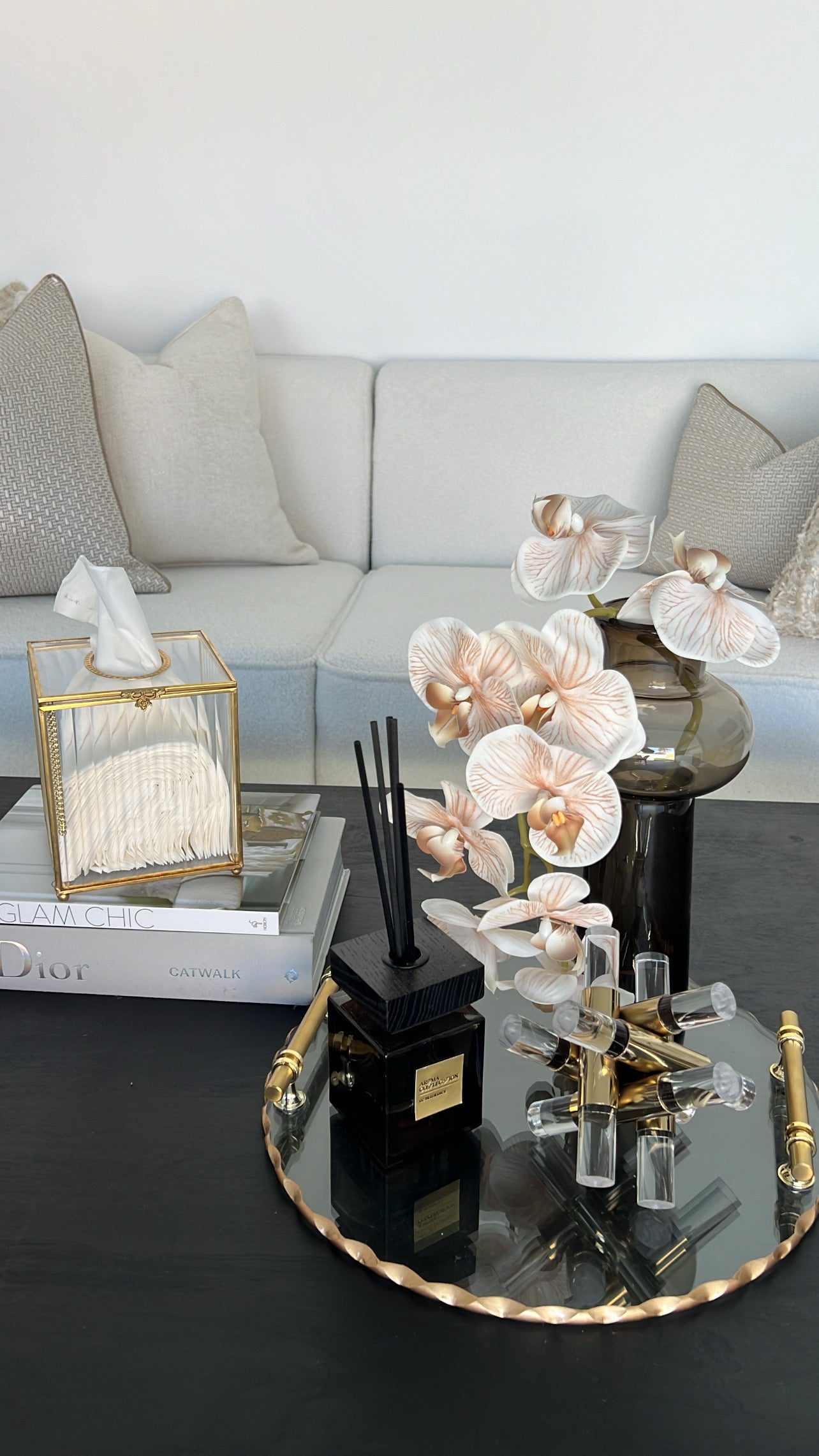 Porcha square gold tissue box - Luscious Homewares