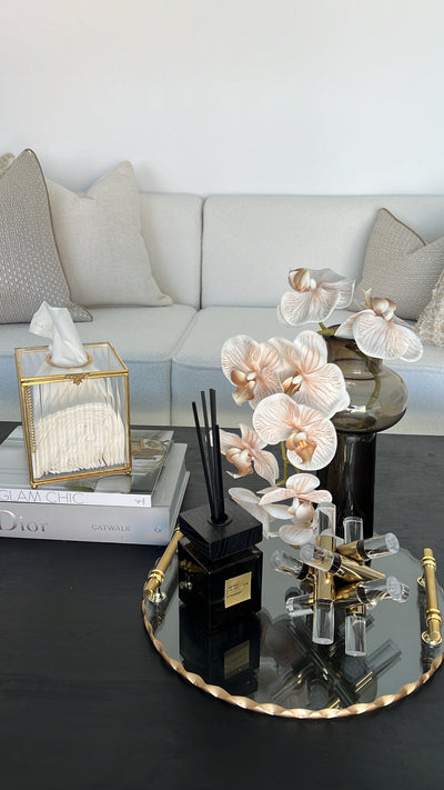 Porcha square gold tissue box - Luscious Homewares