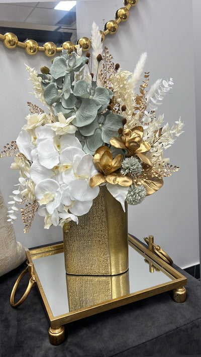 Kasey floral arrangement - Luscious Homewares