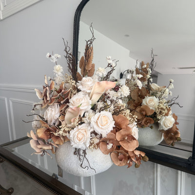 Mia flower Arrangement - Luscious Homewares
