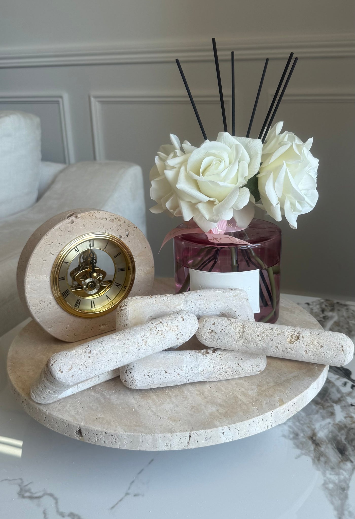 Travertine stone chain sculpture