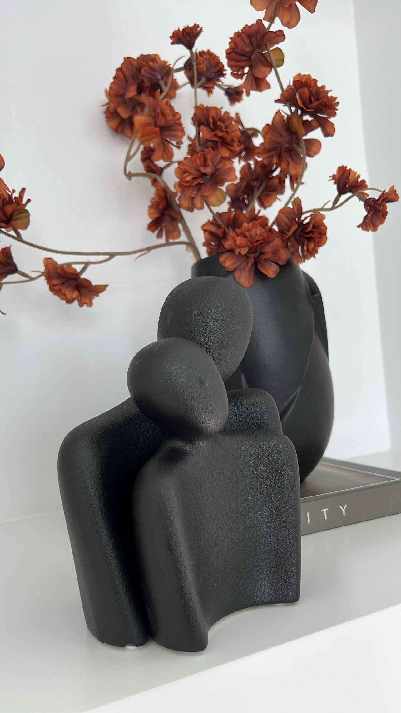 Embrace black statues - Luscious Homewares