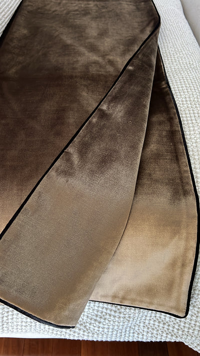 Royal luxe bronze throw 140x220cm - Luscious Homewares