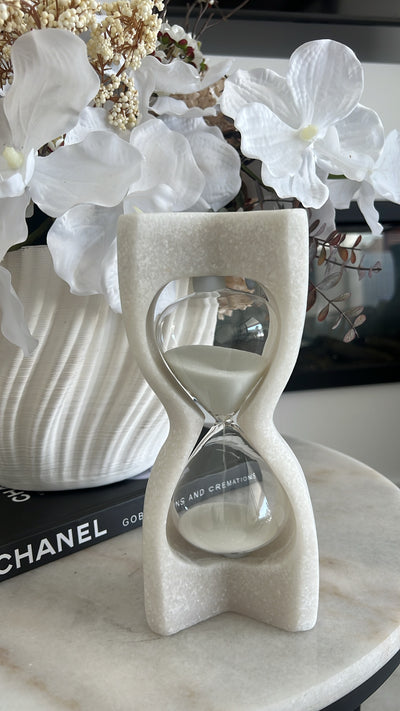 Quartz Hour sand glass - Luscious Homewares