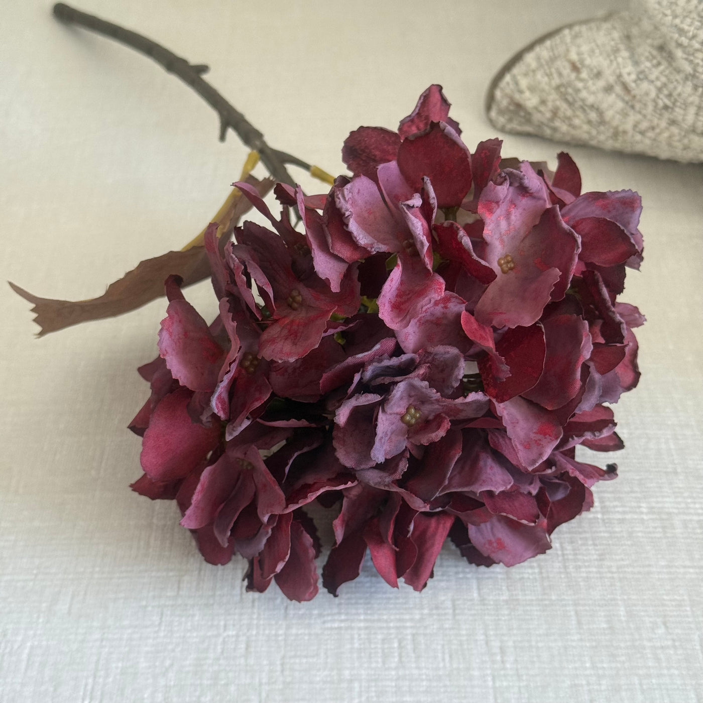 Hydrangea soft touch artificial stem