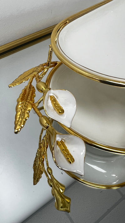 Tulip round gold and white serving platter - Luscious Homewares