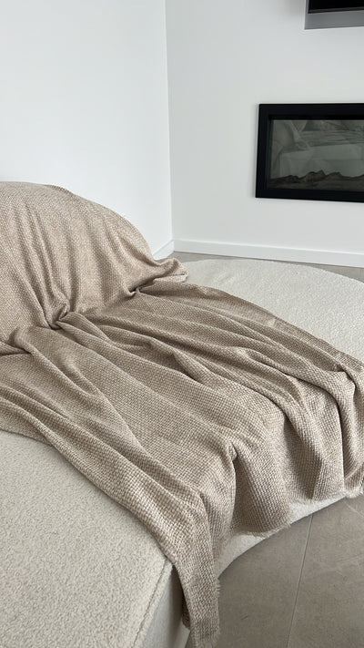 Natural braided Throw - Luscious Homewares