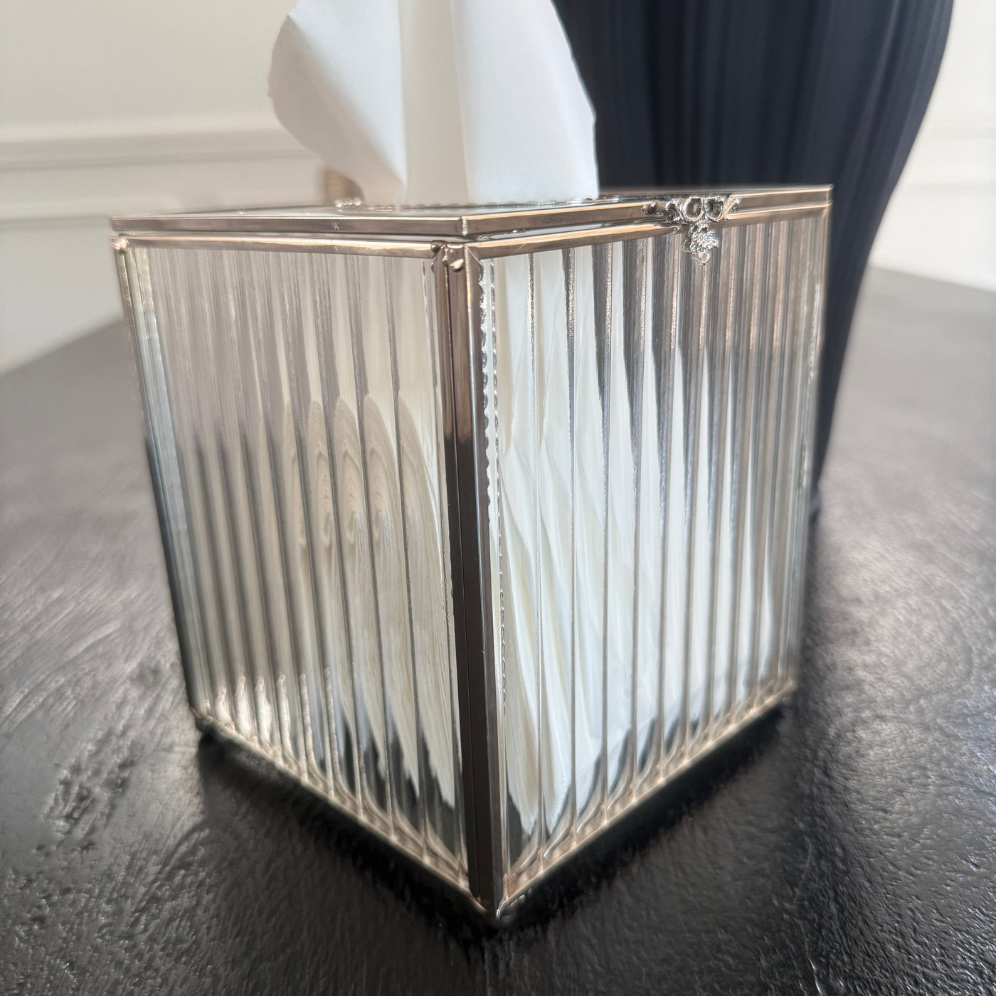 Porcha square silver tissue box - Luscious Homewares