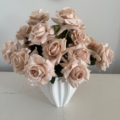 20 Roses + ribbed 3d print vase - Luscious Homewares