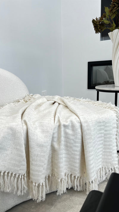 Dove neutral Throw - Luscious Homewares