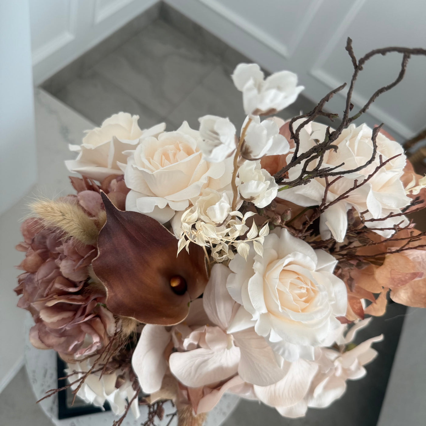 Rayan Floral Arrangement - Luscious Homewares