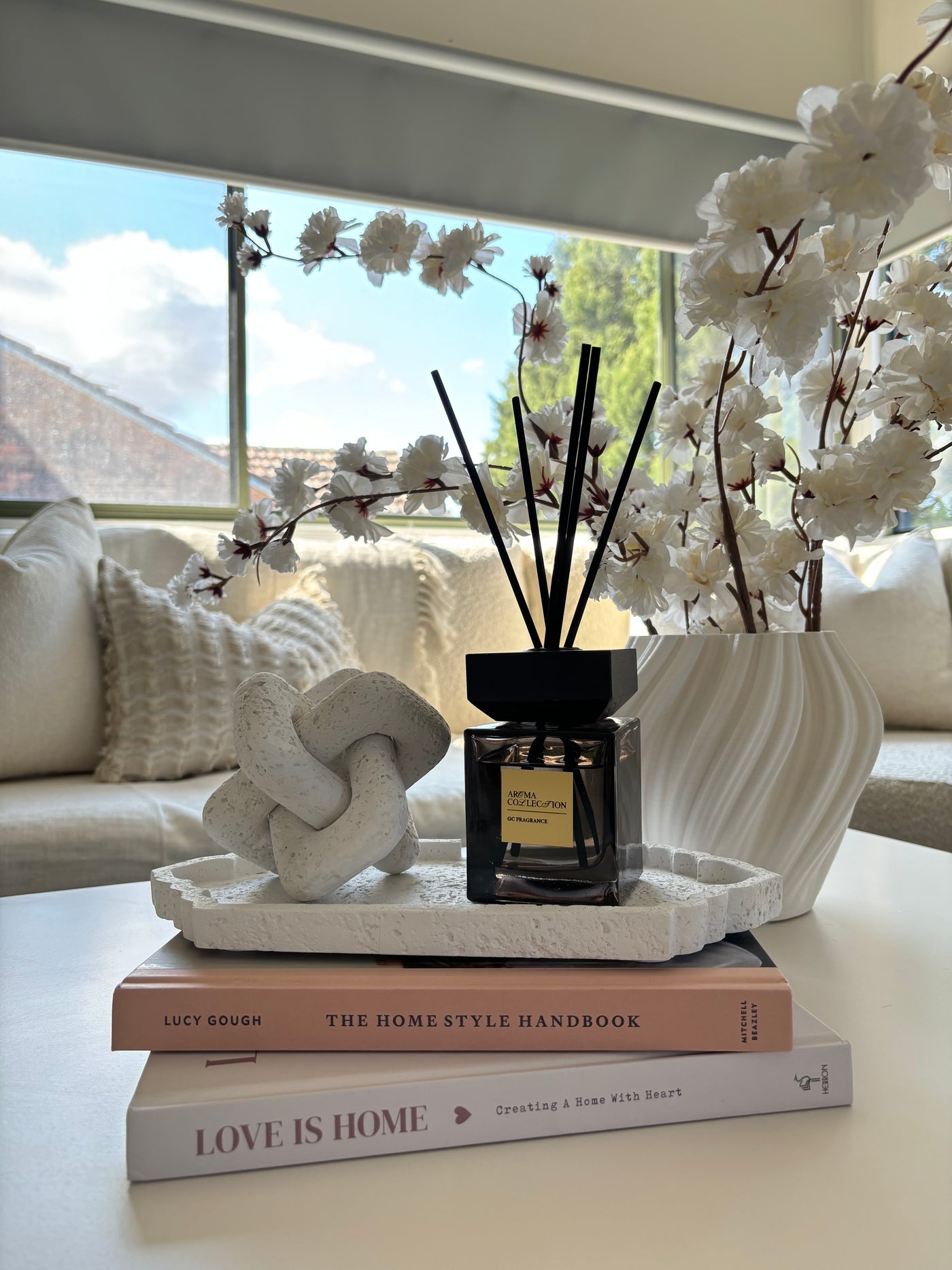 Stone knot - Luscious Homewares