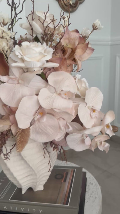 Rayan Floral Arrangement